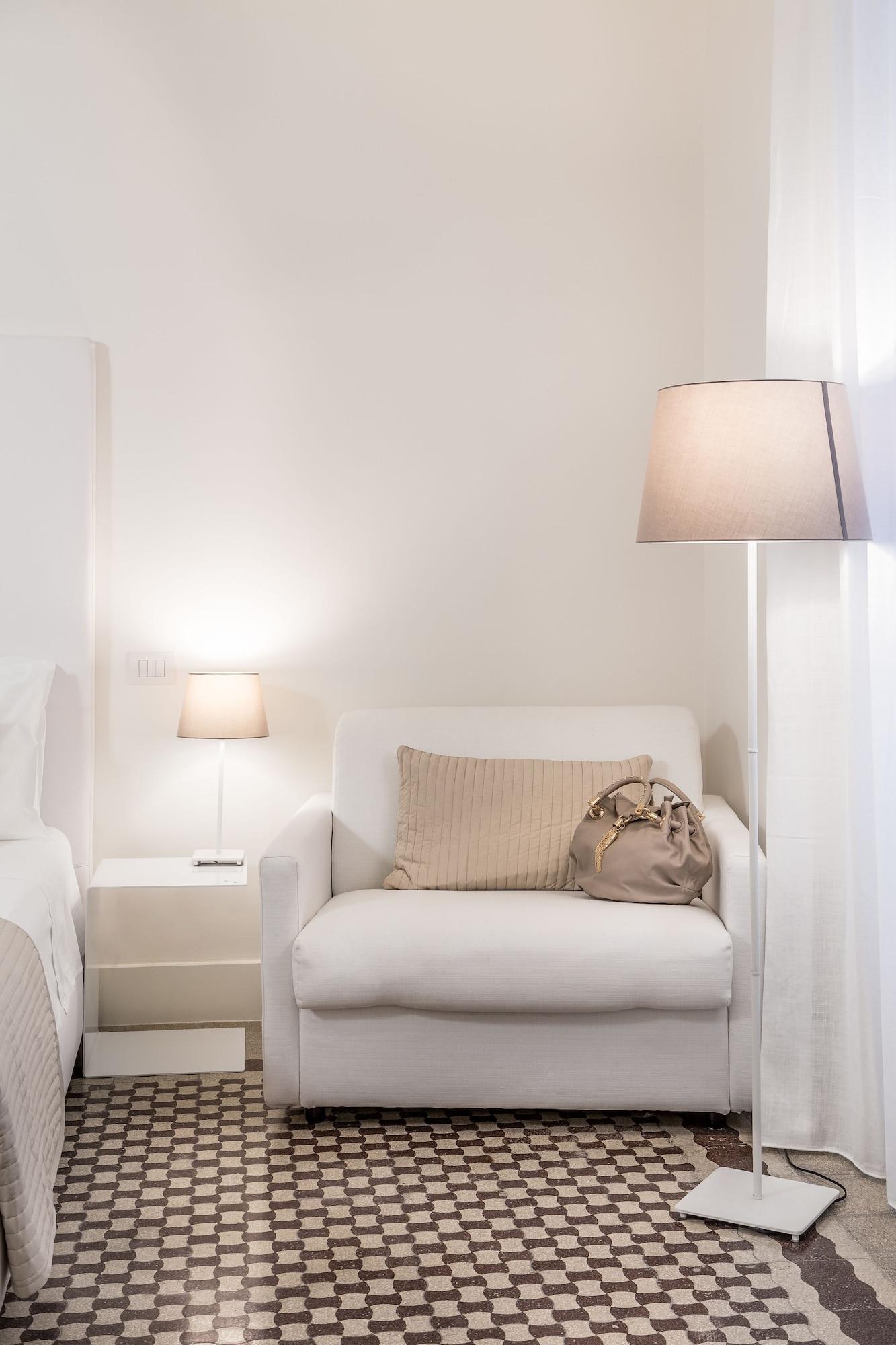 Home Boutique Luxury & Design เรจโจ ดี คาลาเบีย ภายนอก รูปภาพ