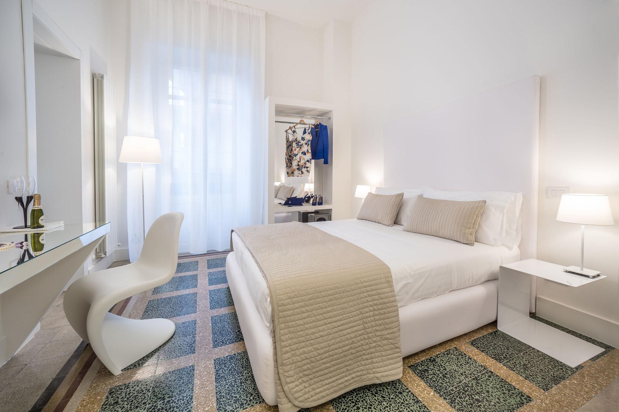 Home Boutique Luxury & Design เรจโจ ดี คาลาเบีย ภายนอก รูปภาพ