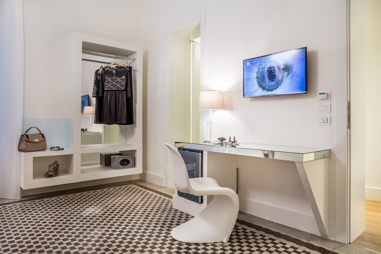 Home Boutique Luxury & Design เรจโจ ดี คาลาเบีย ภายนอก รูปภาพ