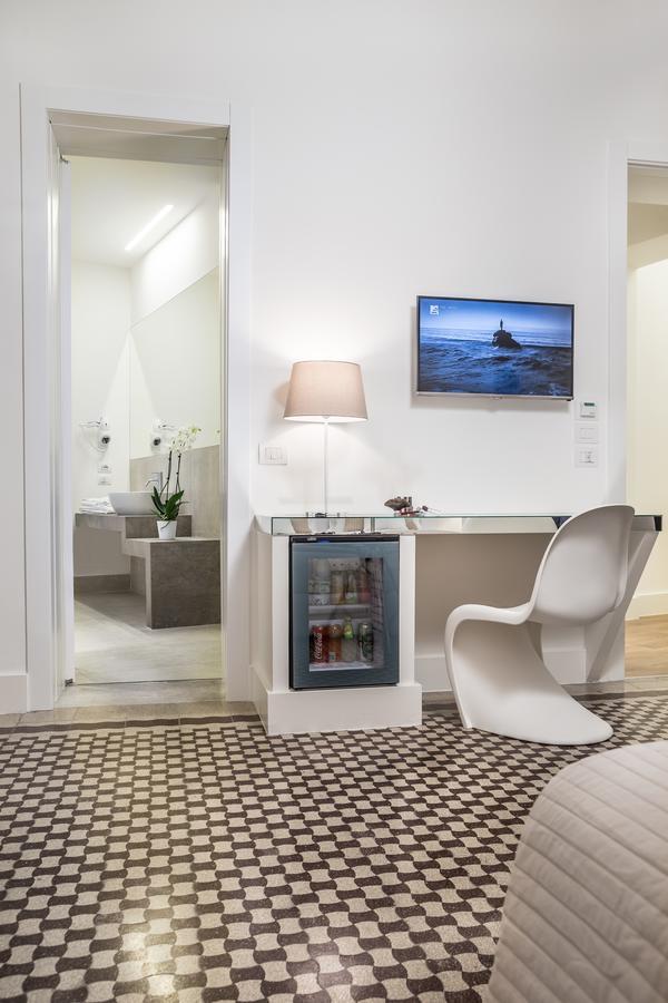 Home Boutique Luxury & Design เรจโจ ดี คาลาเบีย ภายนอก รูปภาพ